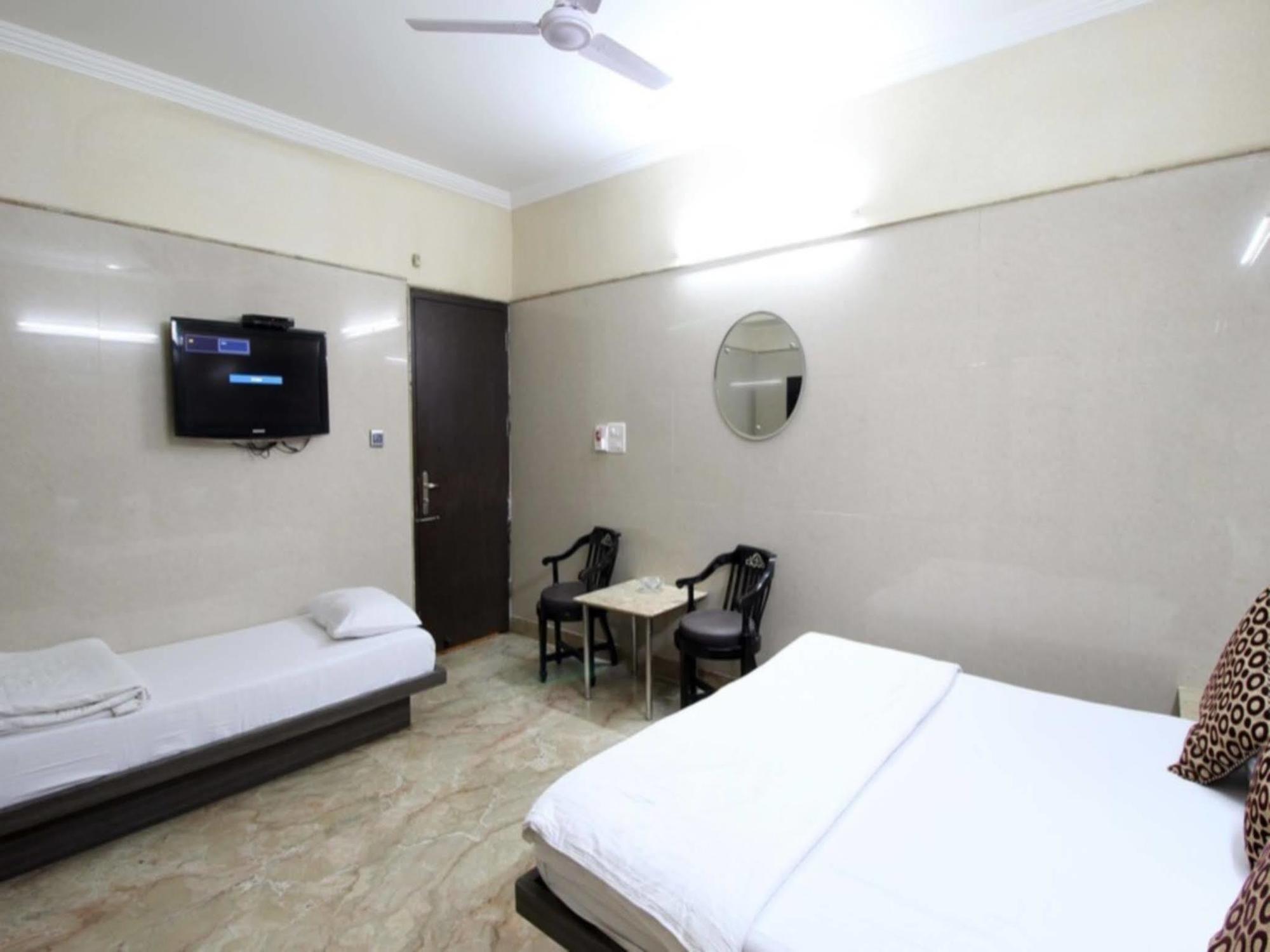 Hotel Singh Palace Delhi  Exterior foto